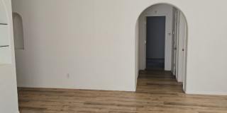 3 Bedroom, 2 Bathroom Home! Schedule a Showing! Gallery 9