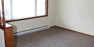 Charming 3-Bedroom 2 Bath Home in SE Salem Gallery 3