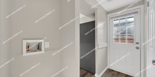 Fully Renovated 2-Bedroom Single-Level Home in Warren Gallery 24