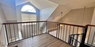 Charming 1BR Condo with loft  in Bowie Gallery 12