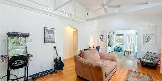 1419 NE 4th Ct Gallery 7