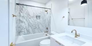 Welcome to 2737 Shenandoah Ave – a modern townhome for rent in Charlotte located in the highly sought-after Chantilly neighborhood Gallery 22