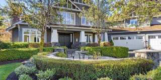 Spacious 5-Bed 4.5 Bath Home with Two Primary Suites on a Quiet Cul-de-Sac in Sammamish Gallery 1