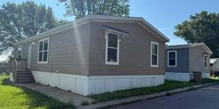 310 Oriole Lane Gallery 1