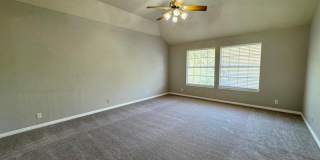 Bright home with big windows & open floorplan available in Circle C Ranch! Gallery 26