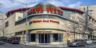 2231 Ontario Gallery 14