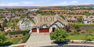 Executive Gated Rental with Stunning Views & Solar! Gallery 1