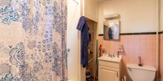 Pennsport 1st fl one bedroom Gallery 4