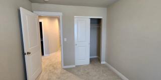 Must See Townhome Located in Ponderosa Ridge Gallery 16