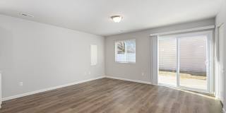 390 Catherine Avenue Gallery 15