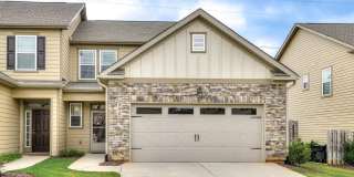 596 Vinings Drive Gallery 1