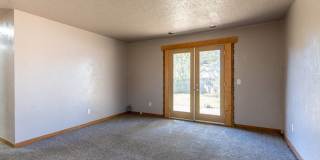 Gorgeous 5-Bedroom Home! Gallery 3