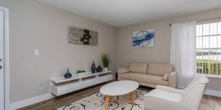 The Landings at Pembroke Lakes Gallery 2