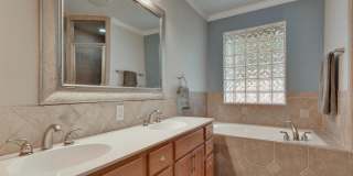 610 W. North Loop Gallery 19