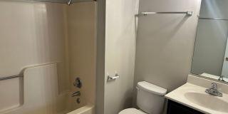 Spacious Two Bedroom Townhome In Kannapolis Gallery 3