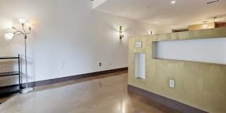 Modern Industrial Condo in the Heart of Downtown San Diego – Walk to Petco Park & Waterfront Gallery 22