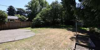 SE Garrett Dr - Milwaukie 3 bedroom with hardwood floors SE Garrett Dr - Milwaukie 3 bedroom with hardwood floors Gallery 32