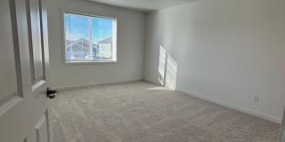 3 Bed 3 Bath Townhome Gallery 11