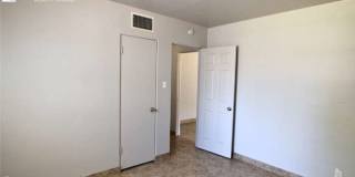 2925 North 19th Avenue Gallery 6