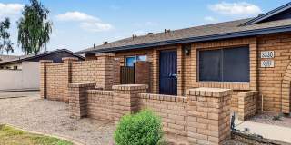 Charming remodeled 2 bedroom , 2 bath townhome in Tempe Gallery 1