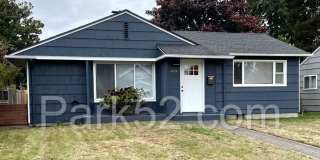 3 Bedroom Rambler in North Tacoma With A/C! Gallery 1