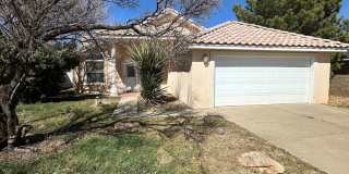 2 Bed Home Plus Office Space! In Zia School District Gallery 1