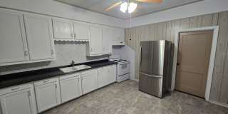 Corporate Leasing Available! 5195 Seale Rd., Beaumont, TX 77705 Gallery 10