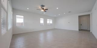 Beautiful 4 bedroom plus den home in Aloravita Gallery 21