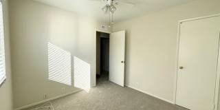 Scenic 4 Bedroom, 2.5 Bathroom Condo Gallery 16