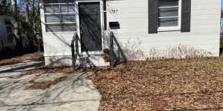 1737 24TH Street Gallery 1