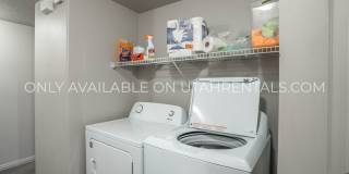 866 E 700 N Gallery 13