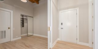1017 W Washington Boulevard Gallery 19