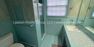 Spacious South Roanoke Home with Lawn Care Included Gallery 29