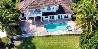 5023 NW 94th Doral Pl Gallery 1