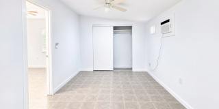 240 1/2 E Beech Ave Gallery 10