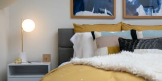 Hyde Square Gallery 11