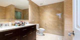 437 Holiday Dr Gallery 23