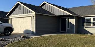 Umatilla South Hill charmer!! Gallery 1