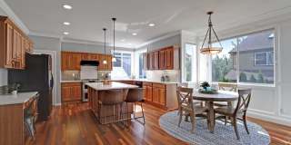 IMMACULATE & LOVELY 5 bed, 3 bath, + huge bonus room that can serve as a 5th bedroom, 2 car garage Gallery 12