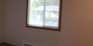 3 bedroom 1 bath home in Hillsboro near Max line Gallery 3