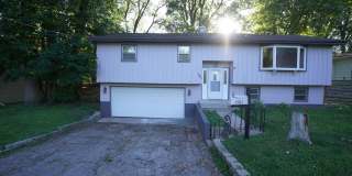 1501 N FREUND Avenue Gallery 1