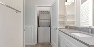 Middle Sound West Apartments Gallery 77