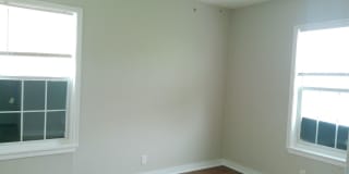 2837 Sarita - 2/Bed 1/Bath - $1295/month Gallery 8