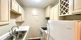 2116 PAULINE BLVD APT 304 Gallery 9