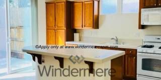 Spacious 3-bedroom with Updated Finishes and Prime Location! Gallery 10