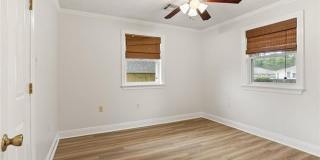 6130 ORLEANS Avenue Gallery 7