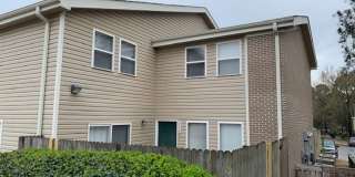 2BD/1.5BA Townhouse located on the Germantown/Memphis Line! Gallery 1
