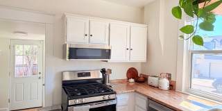 Charming 2 Bed 1 Bath Duplex in West Highlands Gallery 10