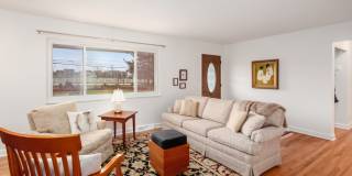 6875 Central College Rd Gallery 25