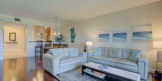 500 Uno Lago Drive Gallery 7